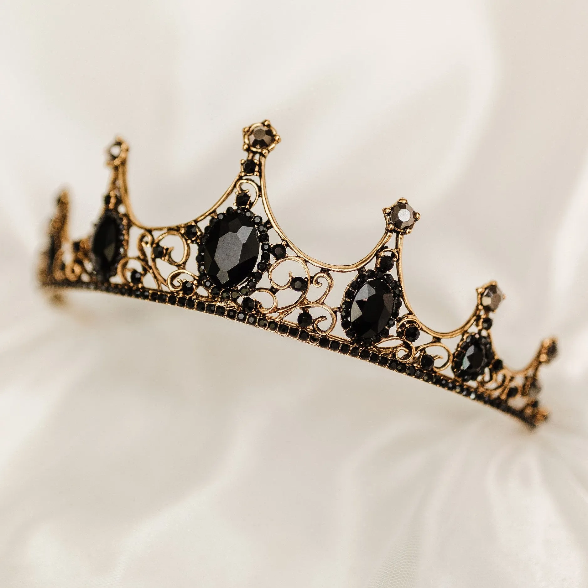 Cindy's Tiara in Black & Gold