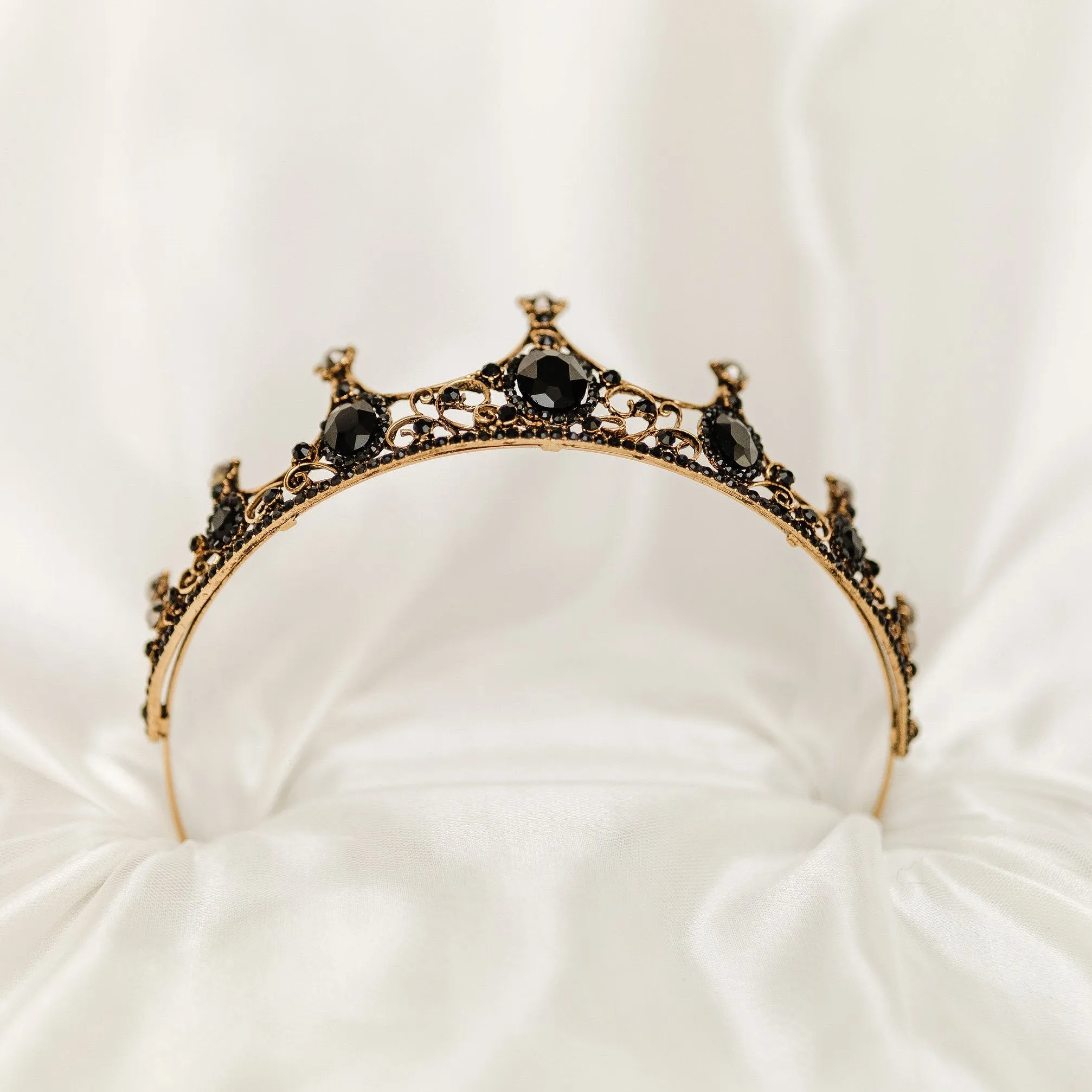 Cindy's Tiara in Black & Gold