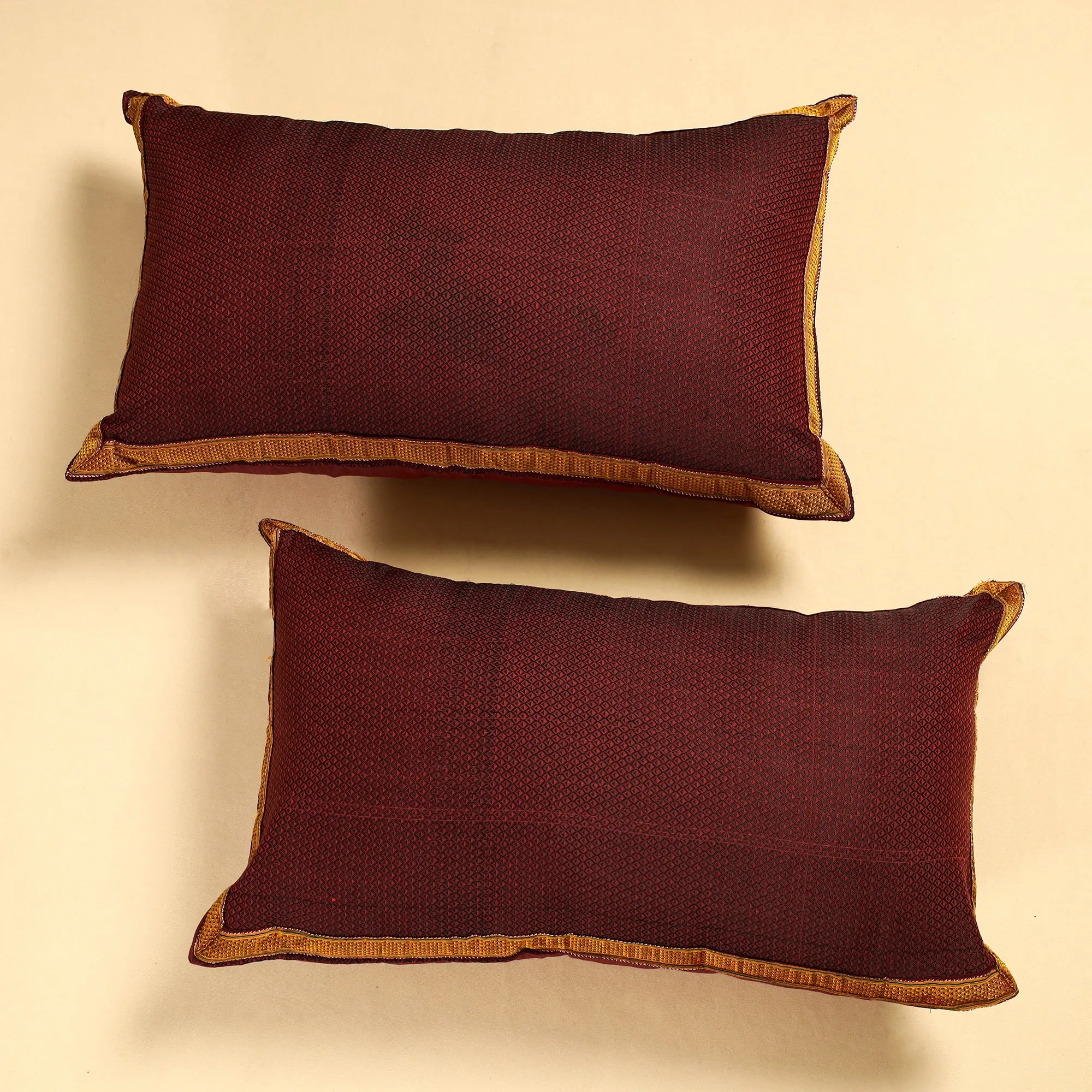 Maroon - Khun Weave Cotton Pillow Covers (Set of 2)