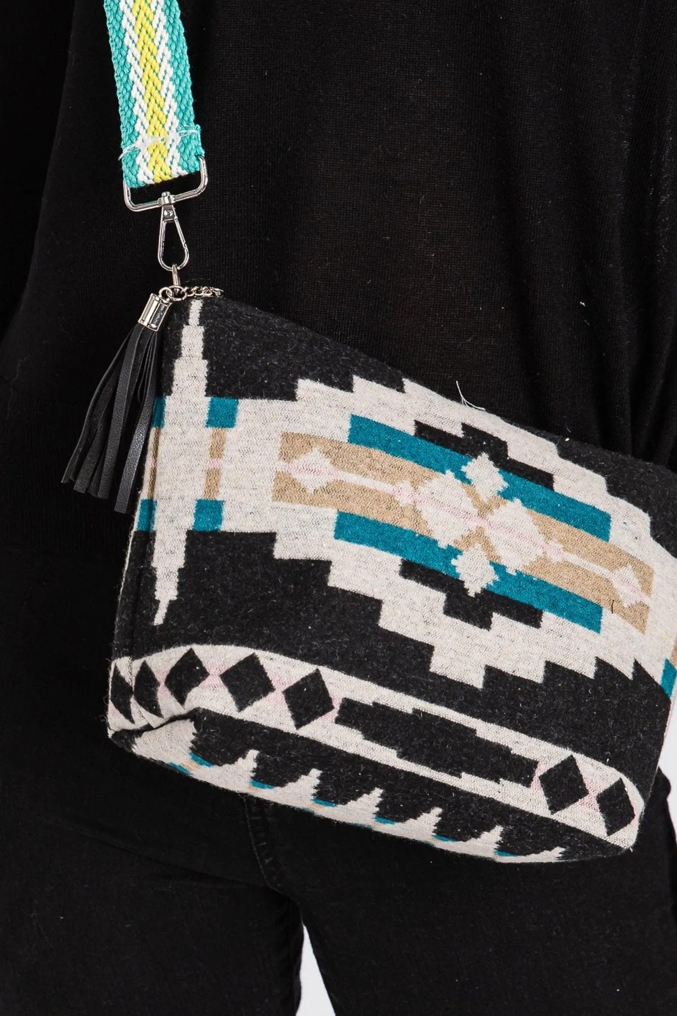 MB0194 Jazmin Felt Aztec Crossbody Bag With Tassel