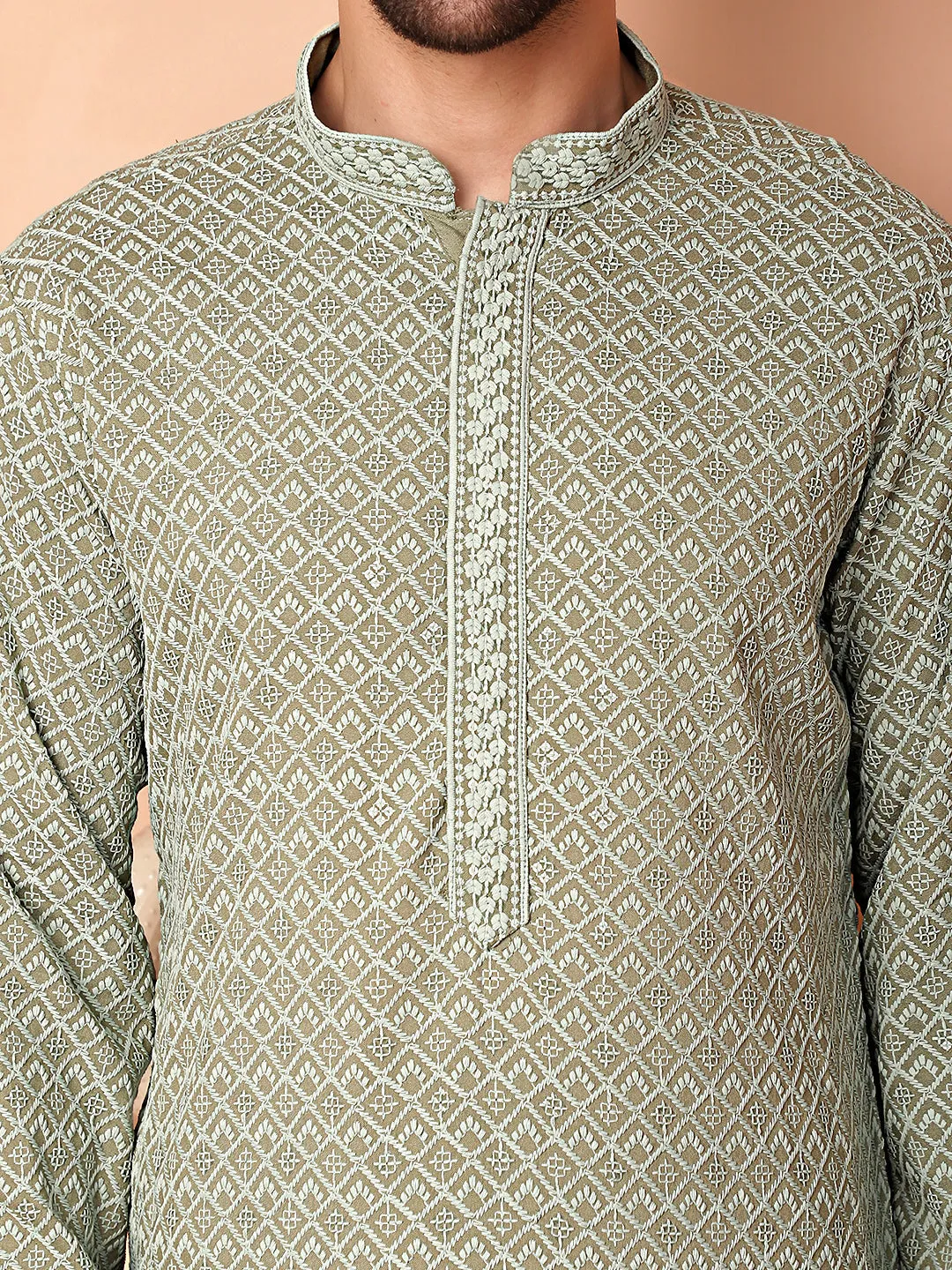 Men'S Green Embroidered And Sequence Kurtas