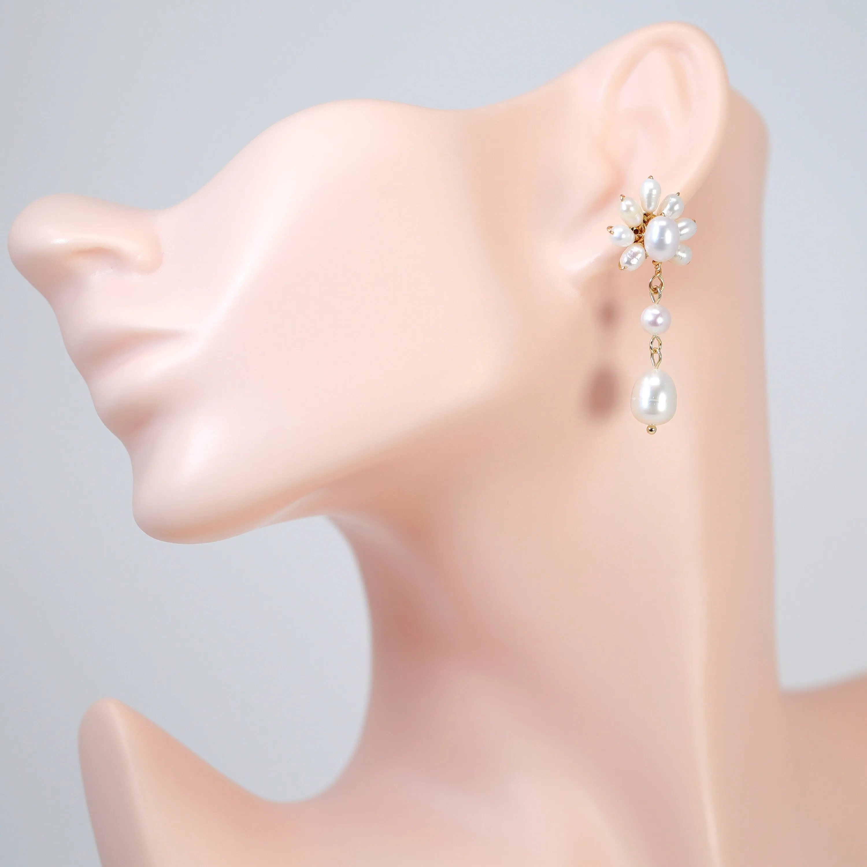 Natural Freshwater Pearl Flower Pearl Drop Earrings, Bridal Jewelry, Pearl Statement Earrings Cz