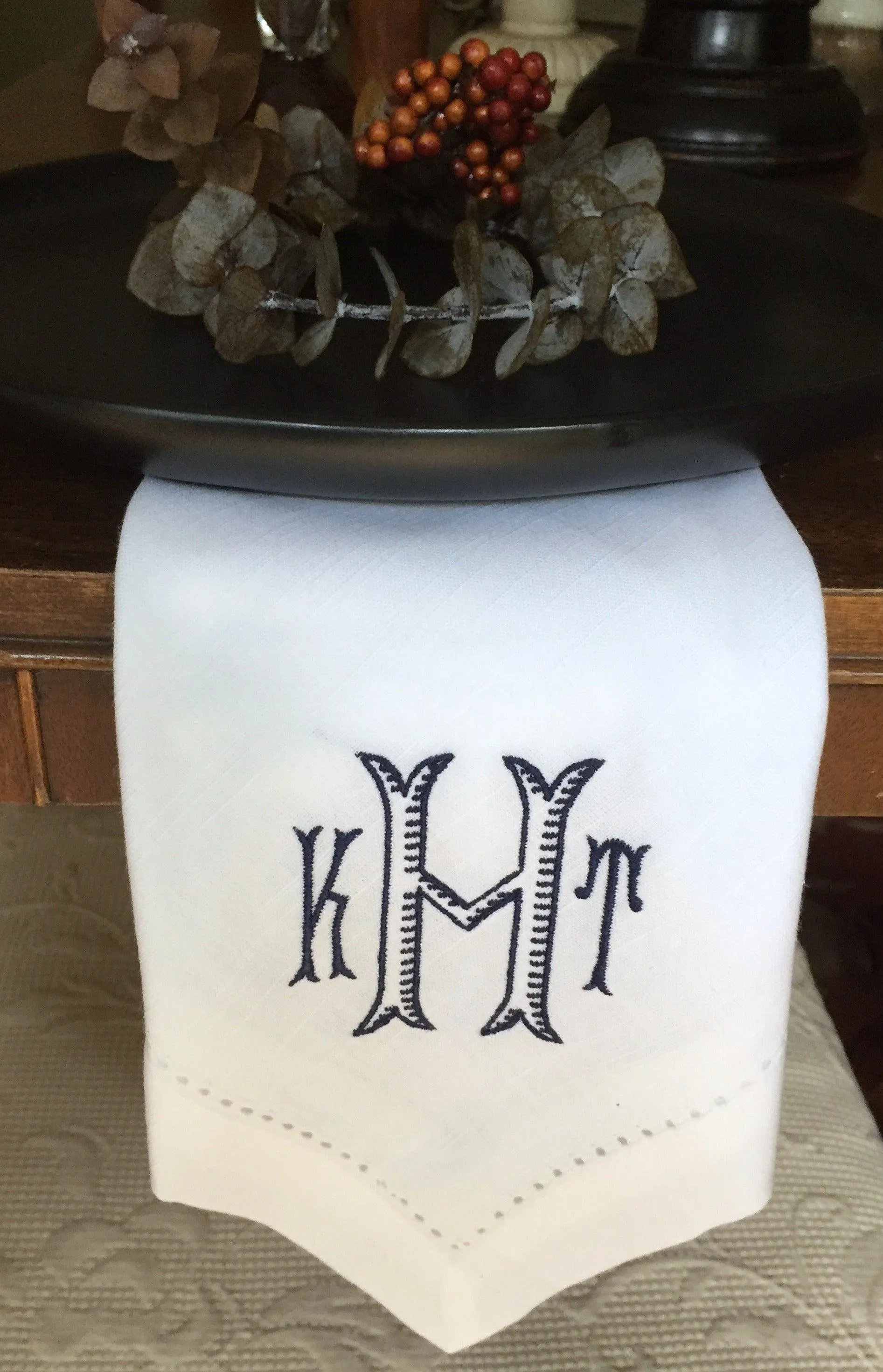 Set of 4 Baroque Monogrammed Wedding Napkins, Embroidered Dinner Napkins