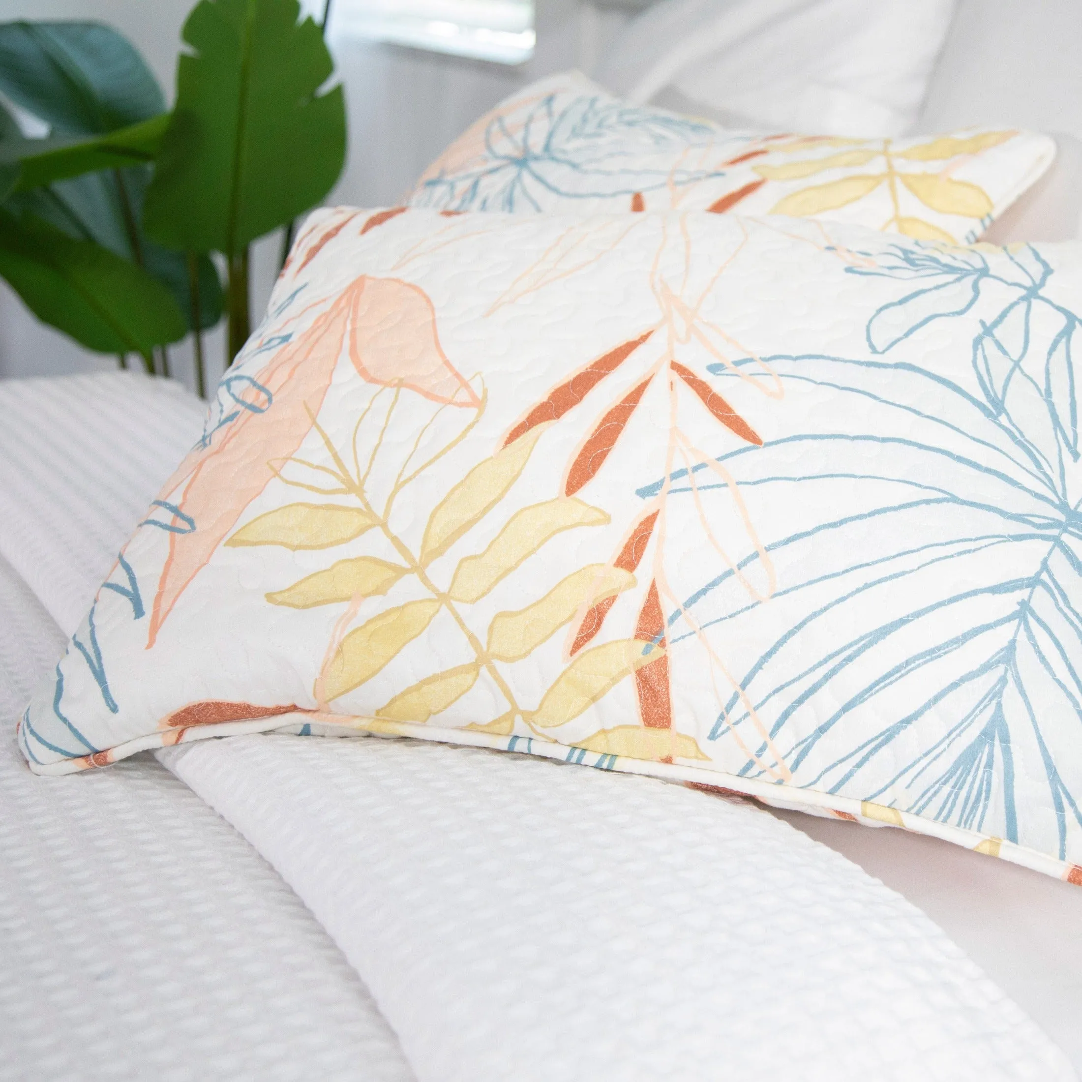 Tropic Leaf Quilted Sham Covers